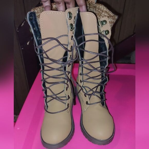 Ladies lace-up boots sz 6.5 - Picture 13 of 16